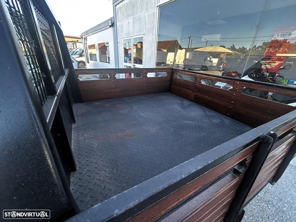 Nissan Navara 4X4 - 24