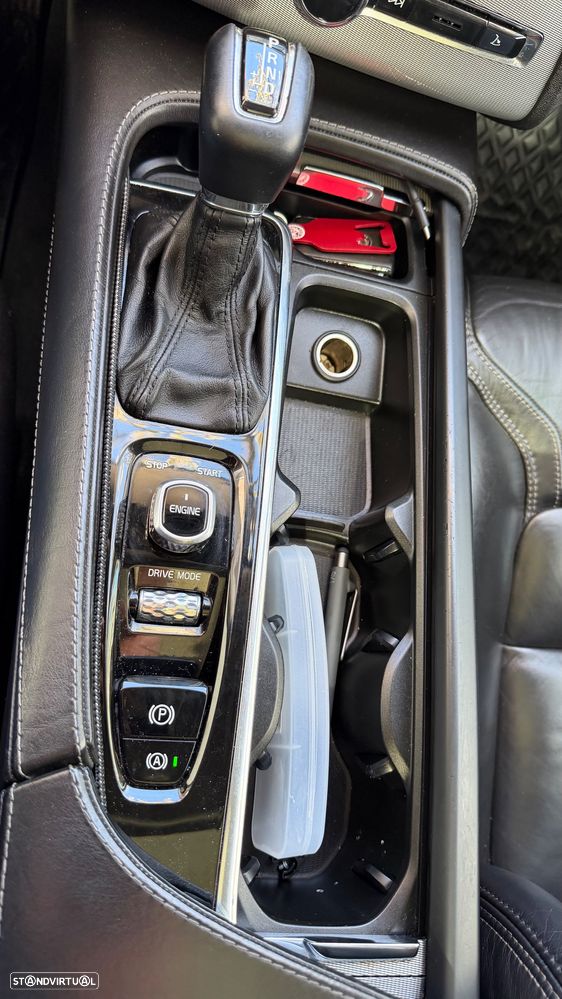 Volvo XC 90 2.0 D4 Inscription - 40