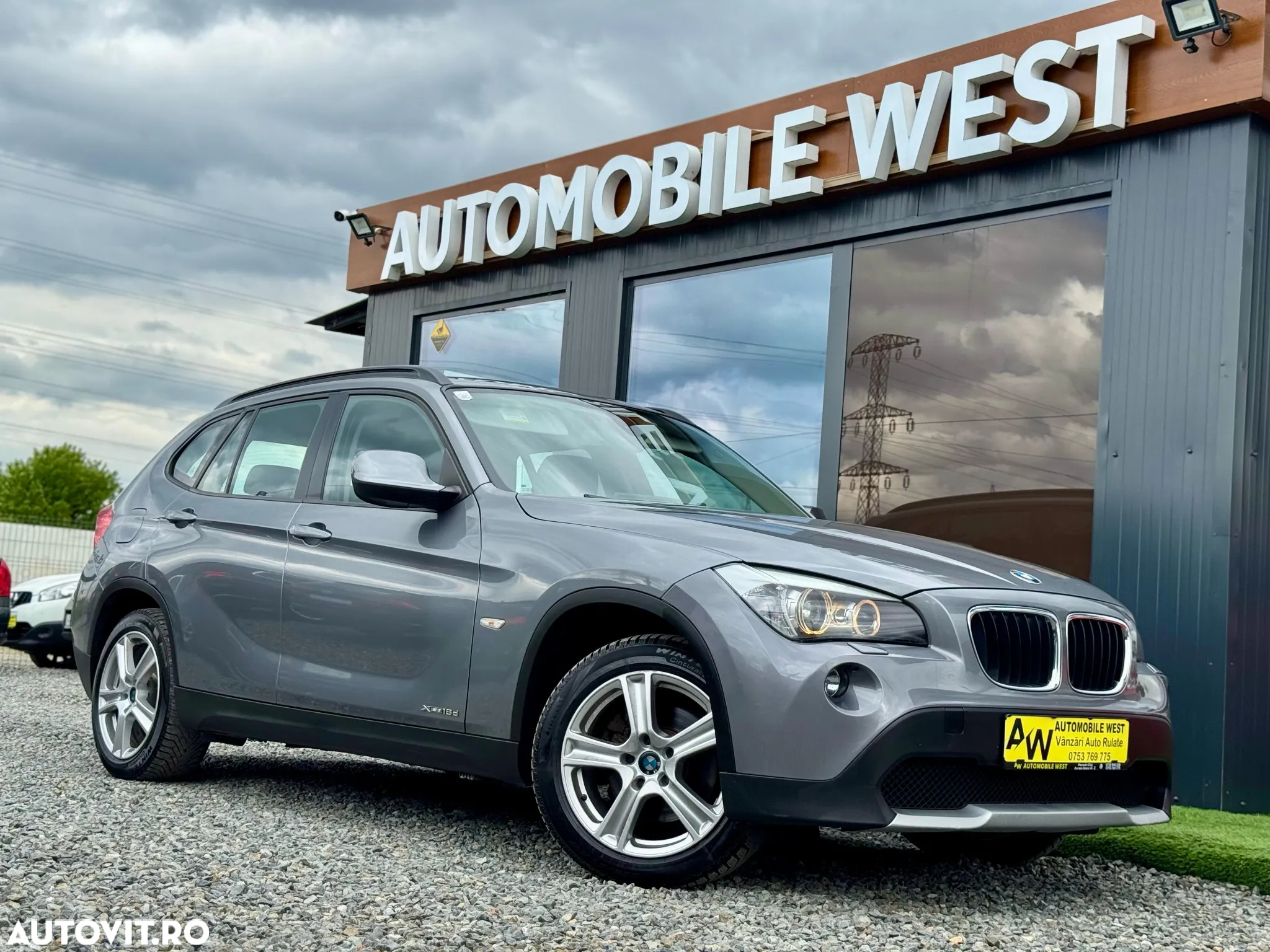 BMW X1 xDrive18d Sport Line - 3