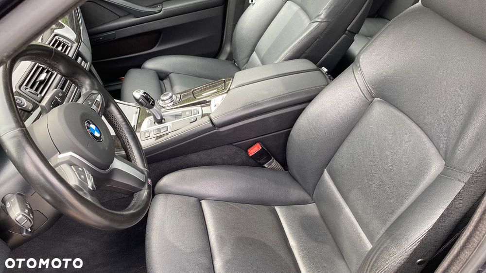 BMW Seria 5 520d Luxury Line - 27