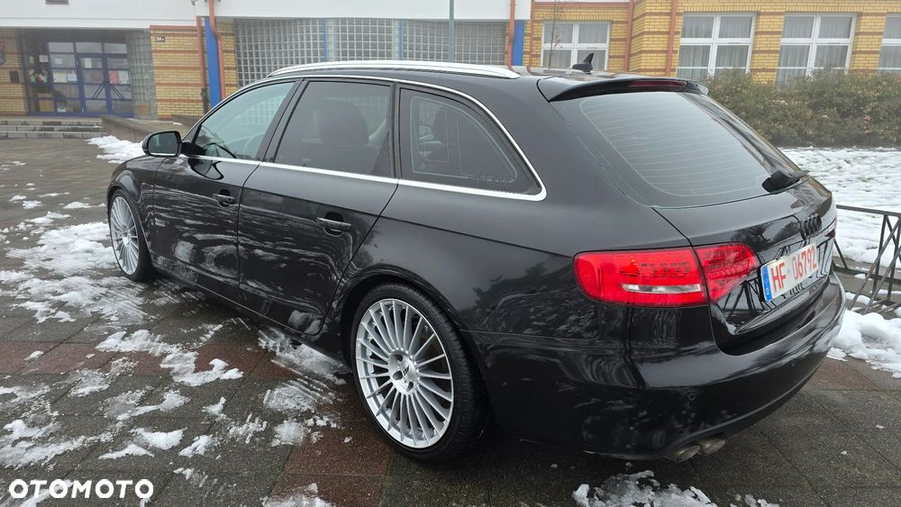 Audi A4 Avant - 4