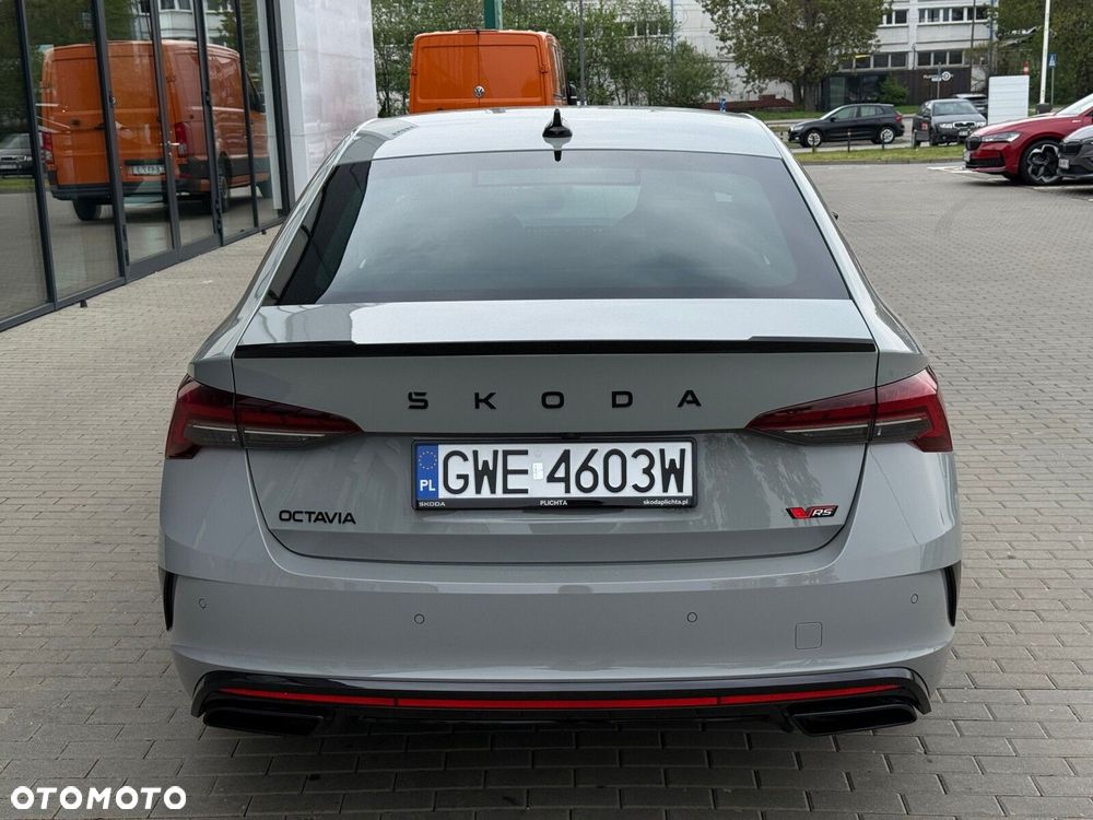 Skoda Octavia 2.0 TSI RS DSG - 7