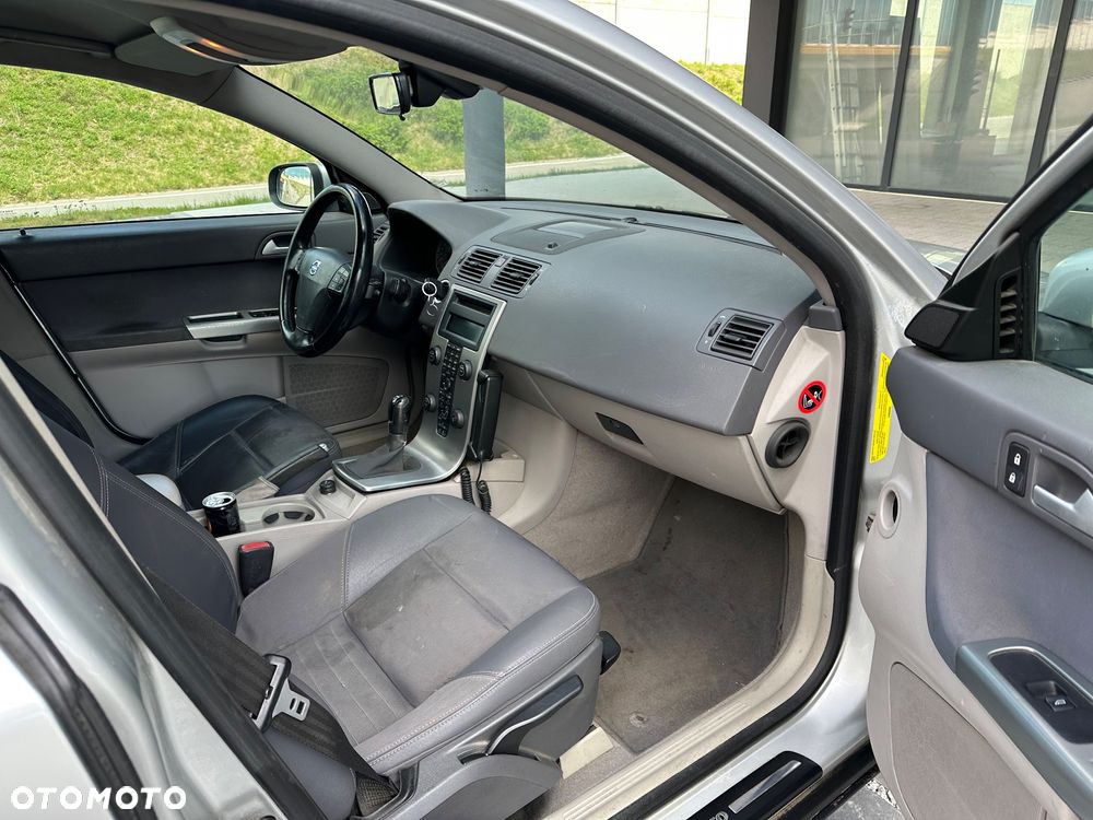 Volvo S40 1.6D Momentum - 13