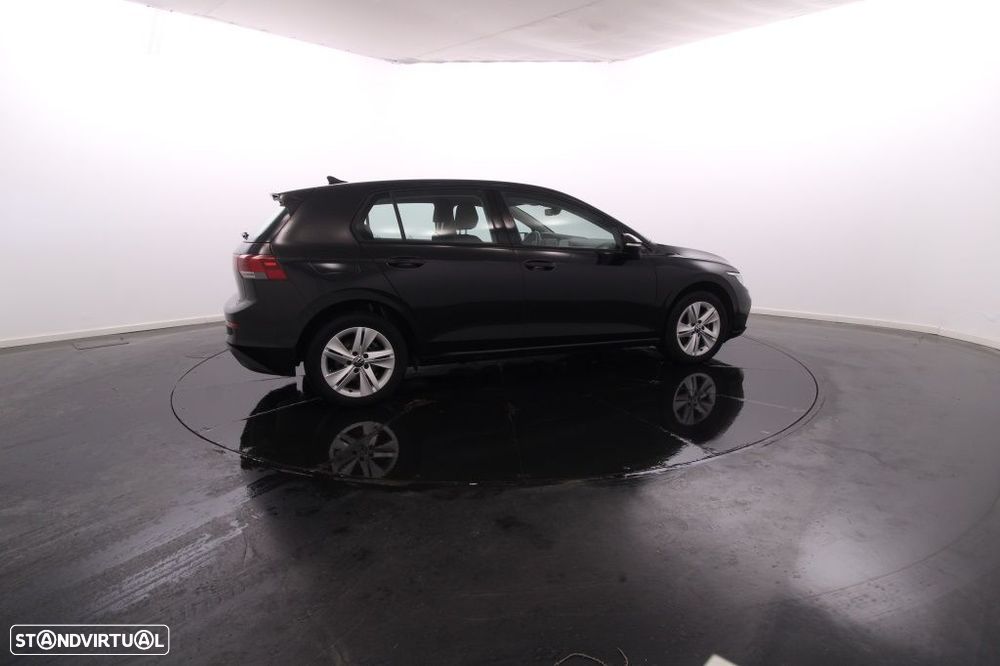 VW Golf 1.0 eTSI Life DSG - 8