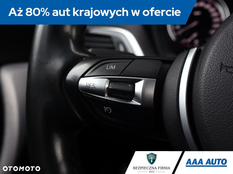 BMW Seria 1 - 21