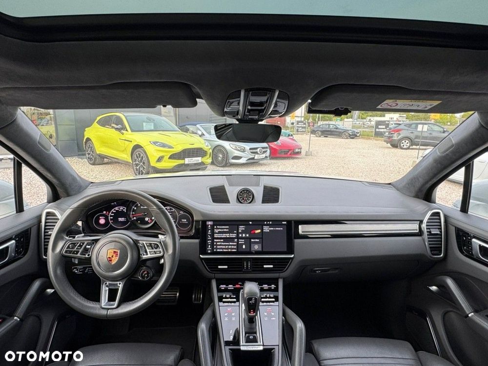 Porsche Cayenne Turbo - 14