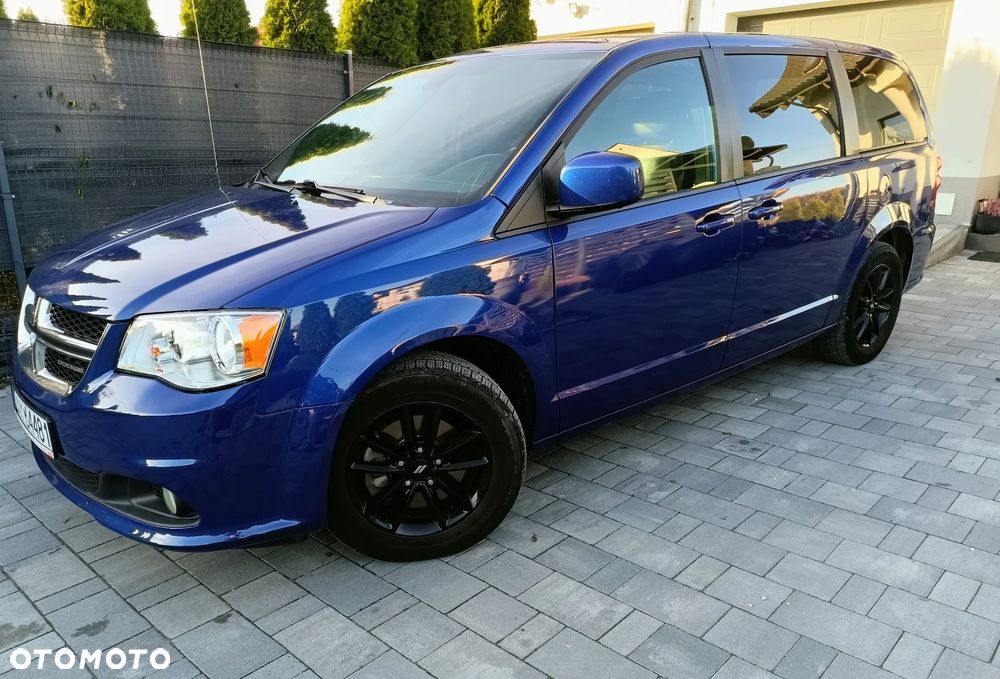 Dodge Grand Caravan 3.6 R/T - 5