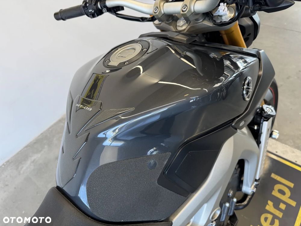 Yamaha MT - 16