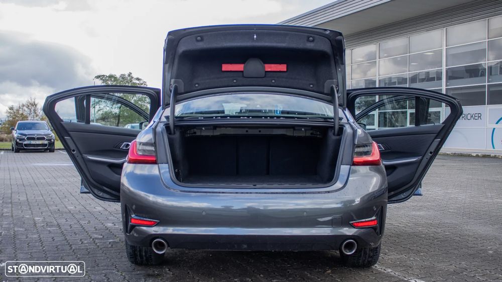 BMW 330 e Corporate Edition Auto - 16