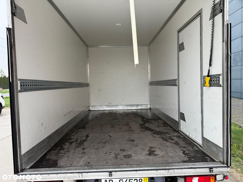 Iveco Daily 35S180, 3.0 180KM, Kontener+winda, HiMatic, Bardzo zadbany - 13