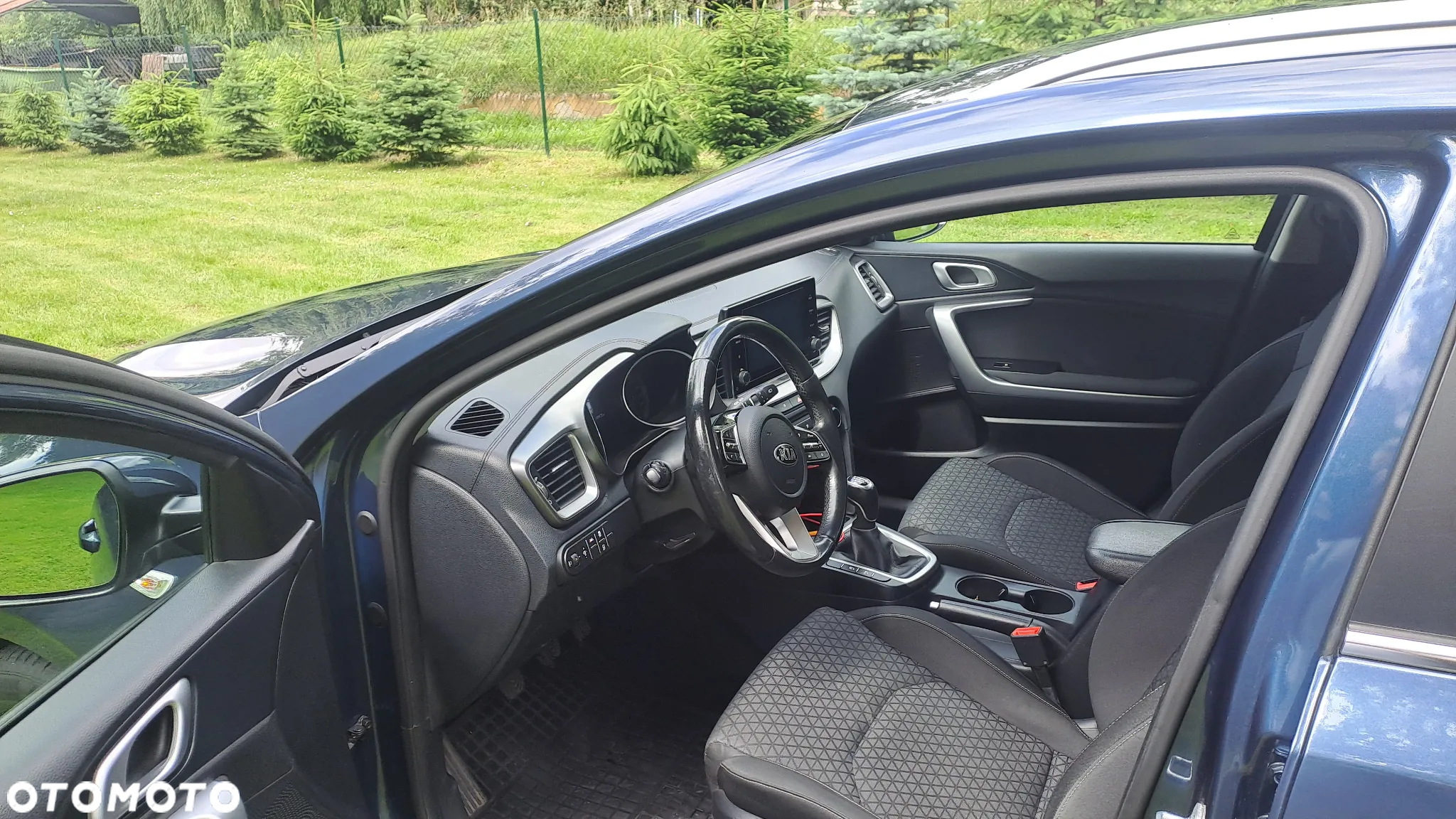 Kia Ceed - 3