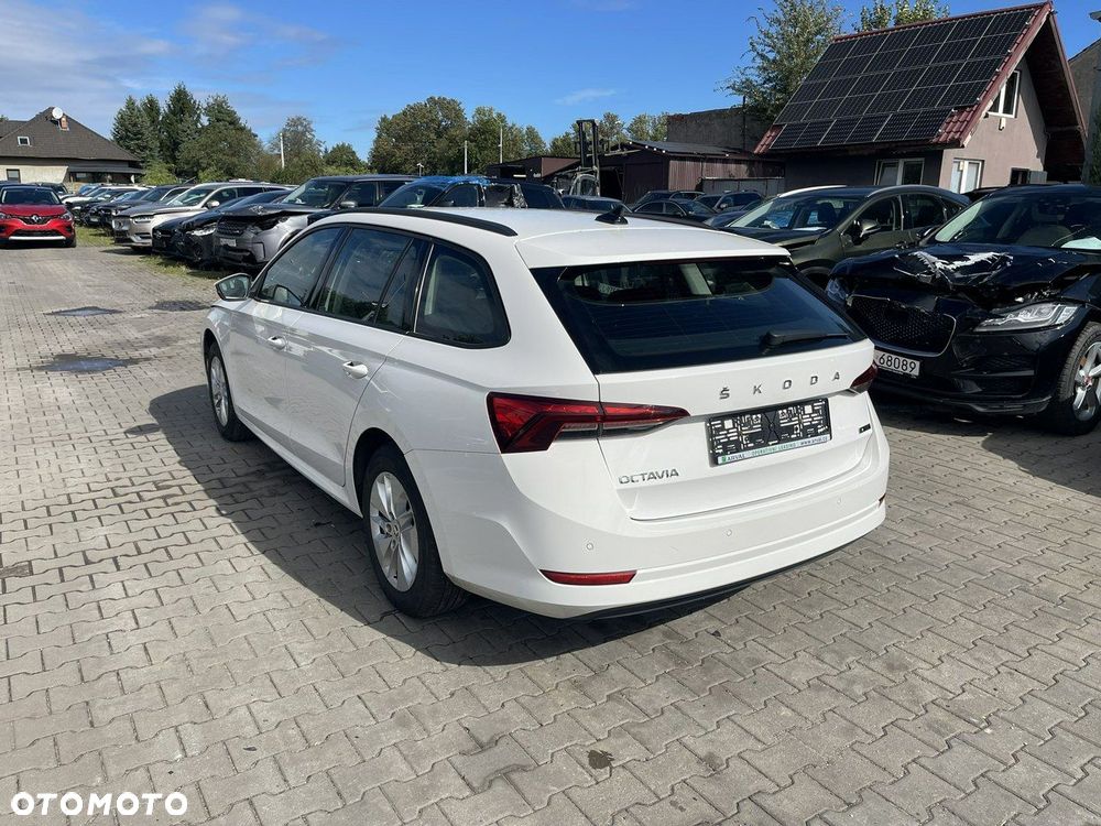 Skoda Octavia Combi 1.5 TSI e-TEC DSG Tour - 2