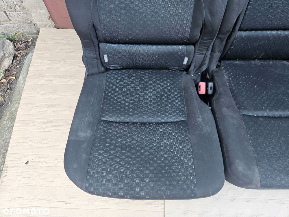toyota verso 09-17 fotele tył pasy śruby - 2