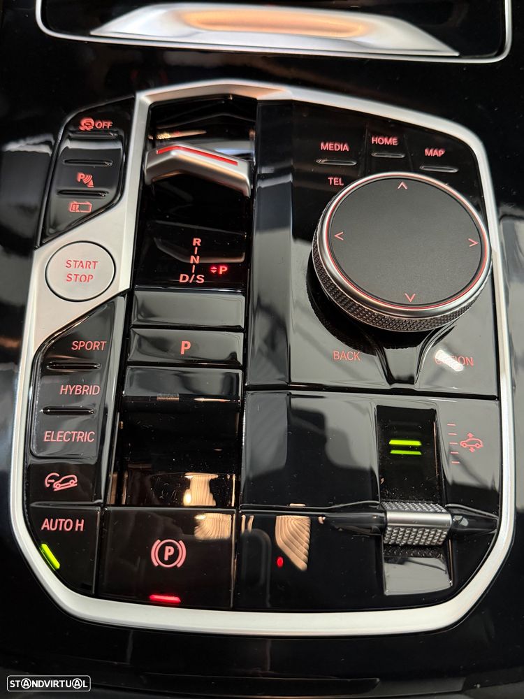 BMW X5 50 e xDrive Edição Desportiva M - 25
