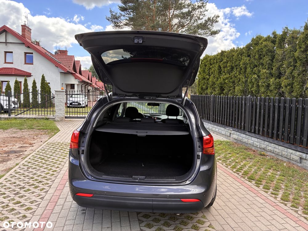 Kia Ceed - 6