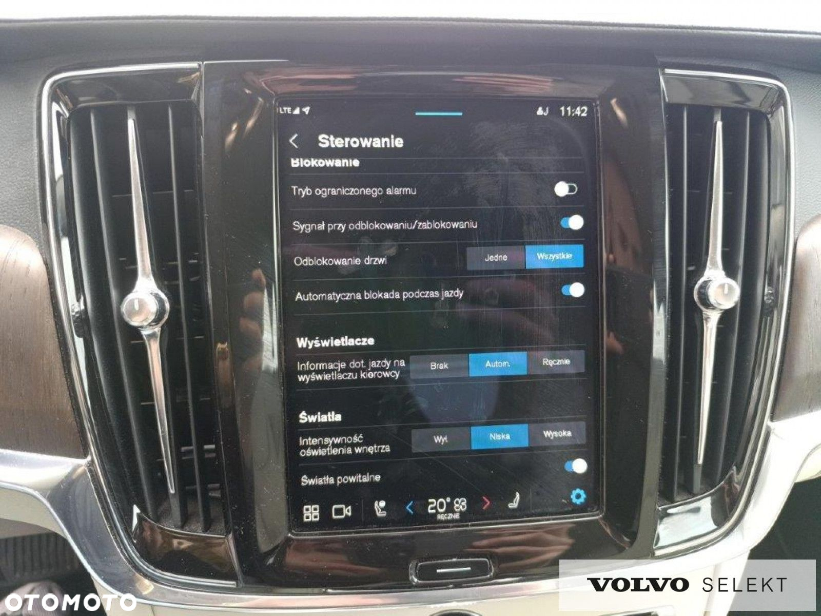Volvo S90 - 28