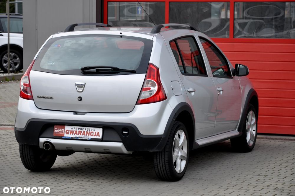 Dacia Sandero Stepway 1.6 - 14