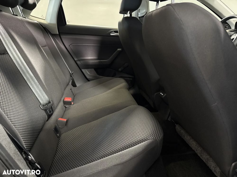 Volkswagen Polo - 13