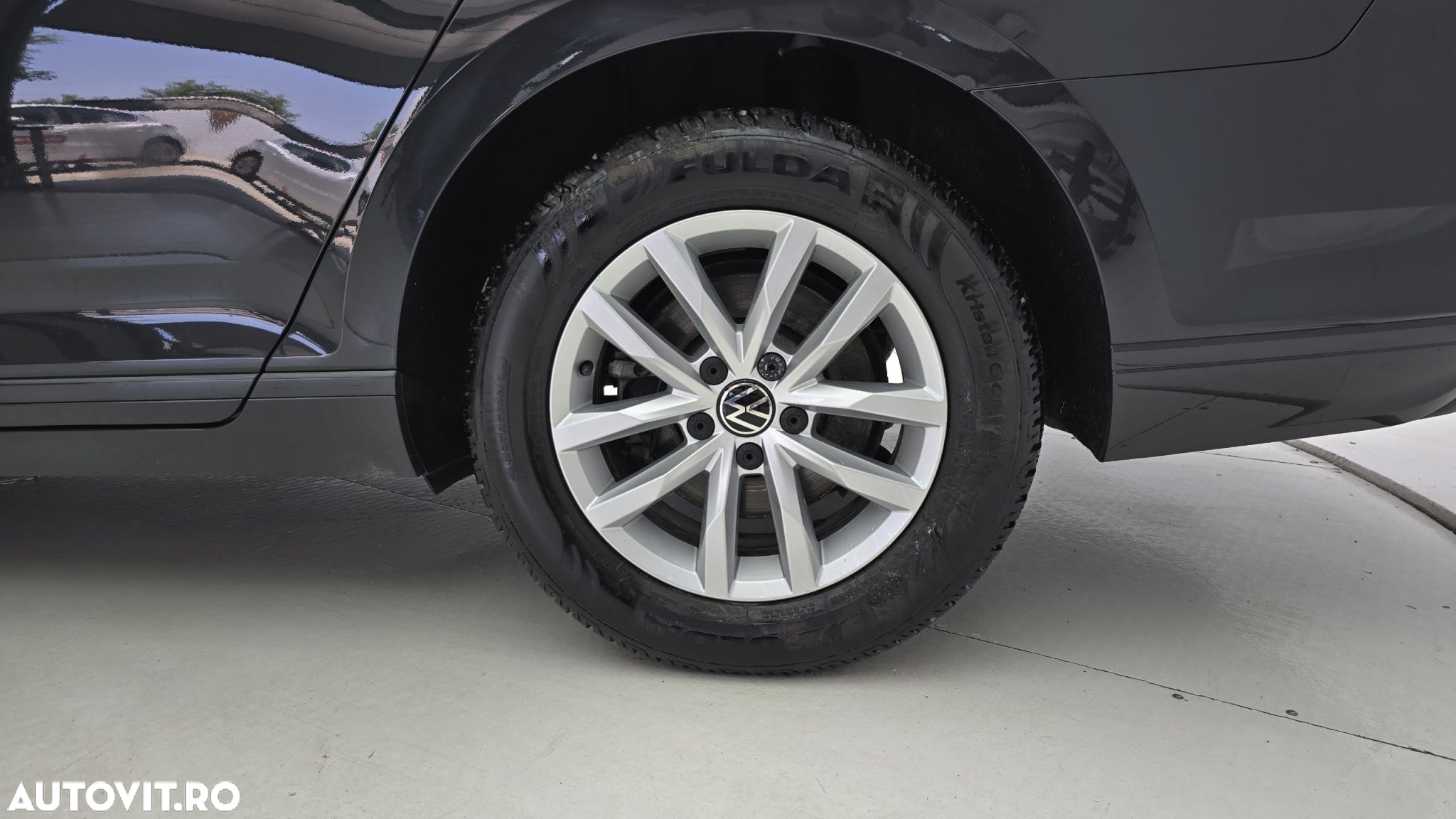 Volkswagen Passat 2.0 TDI DSG Comfortline - 23