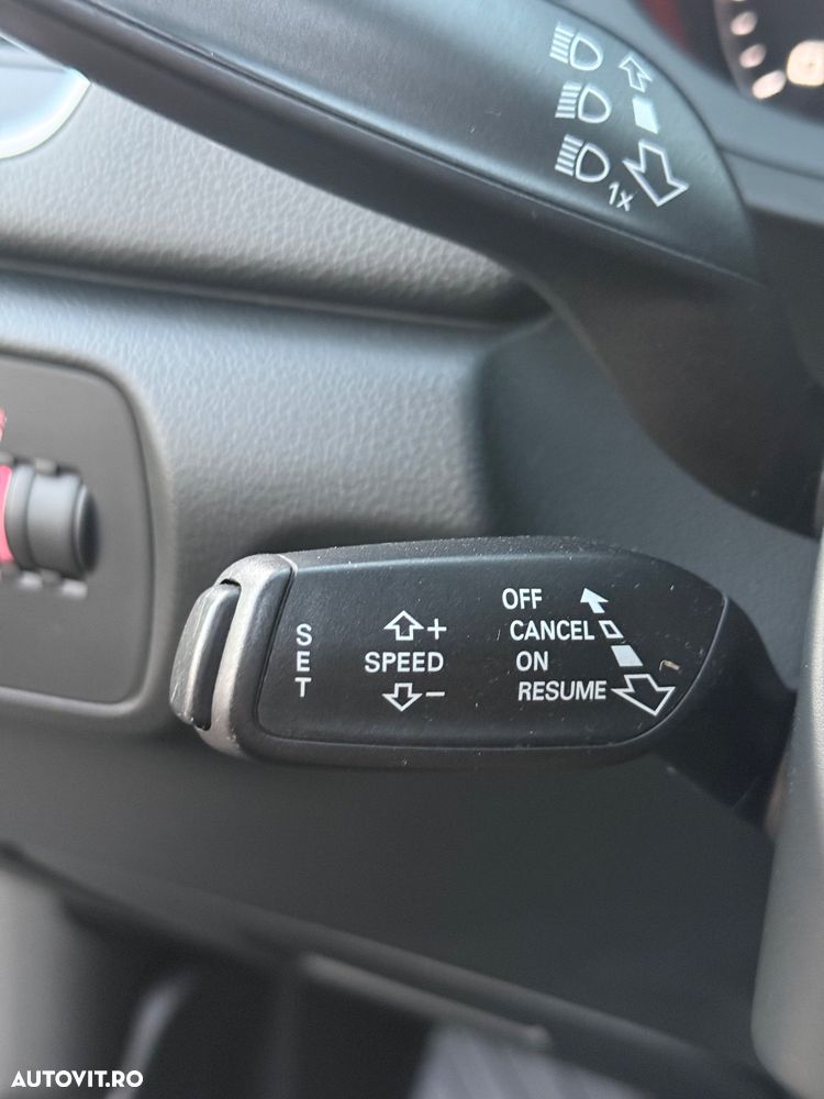 Audi Q3 2.0 TDI Sport - 16