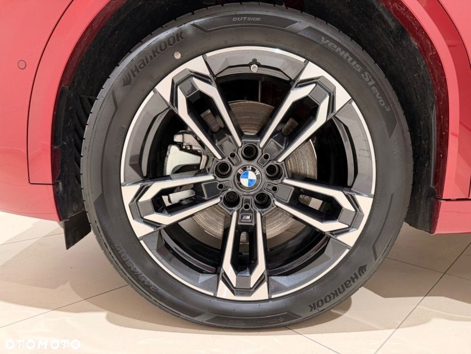 BMW iX2 - 14