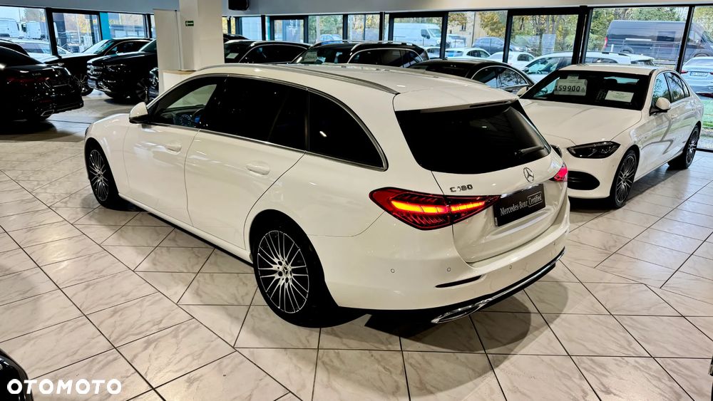 Mercedes-Benz C-Class 2025 photo 4