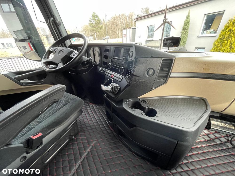 Mercedes-Benz ACTROS 1845 MP4 / EURO 6 / STANDARD - 17