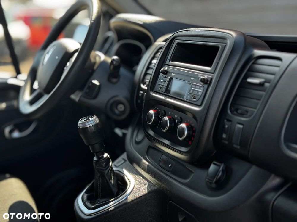 Renault TRAFIC - 30