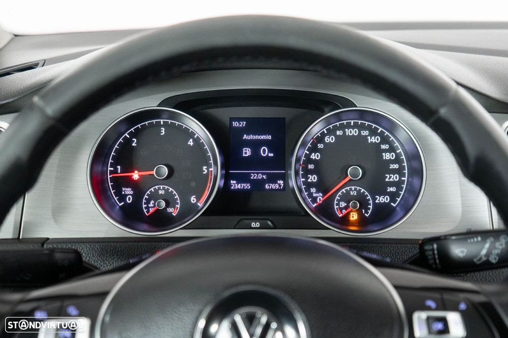 VW Golf 1.6 TDi Confortline - 23