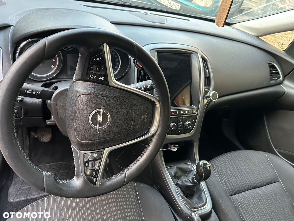 Opel Astra 1.4 T Sport EU6 - 9