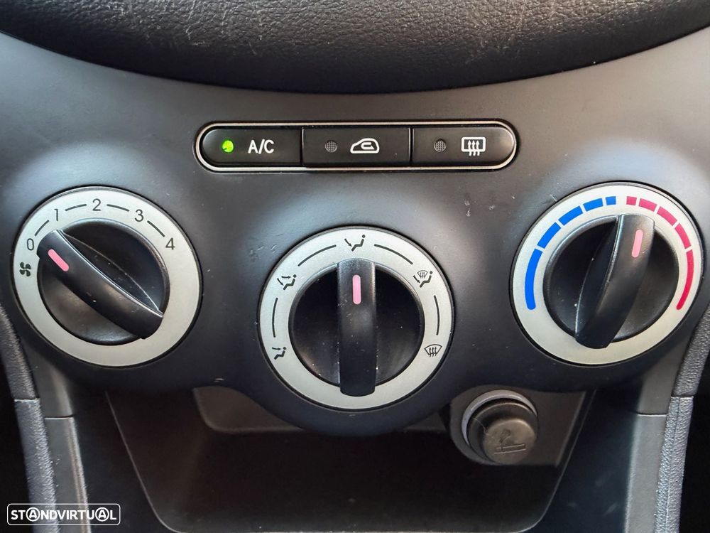 Hyundai i10 1.2 Comfort - 28