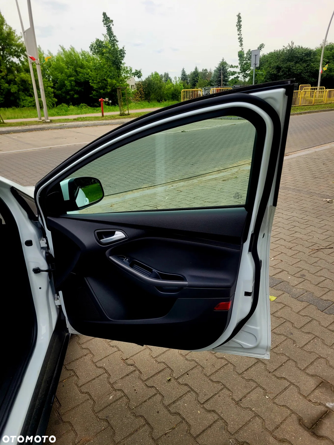 Ford Focus - 30