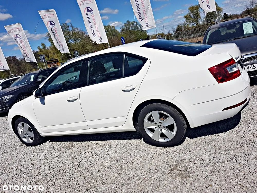 Skoda Octavia 2.0 TDI SCR Ambition - 29