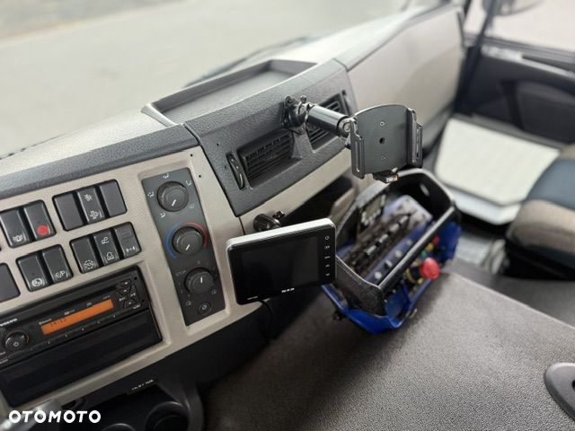 Volvo FE 320 6x2 HDS HMF 2120 Euro 6 - 11