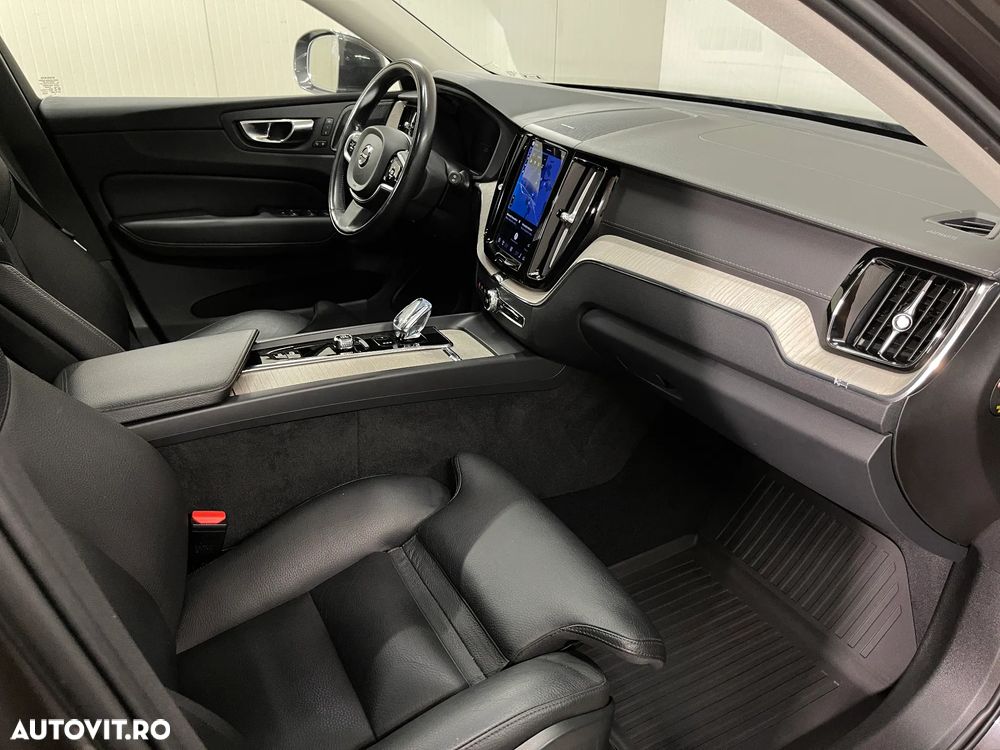 Volvo XC 60 B6 MHEV AT8 AWD Inscription - 12