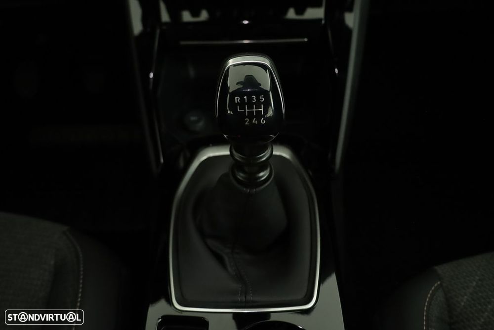 Peugeot 2008 1.2 PureTech Allure - 13