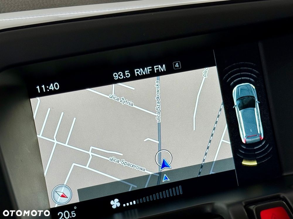 Volvo XC 60 D3 Drive-E R-Design Momentum - 9
