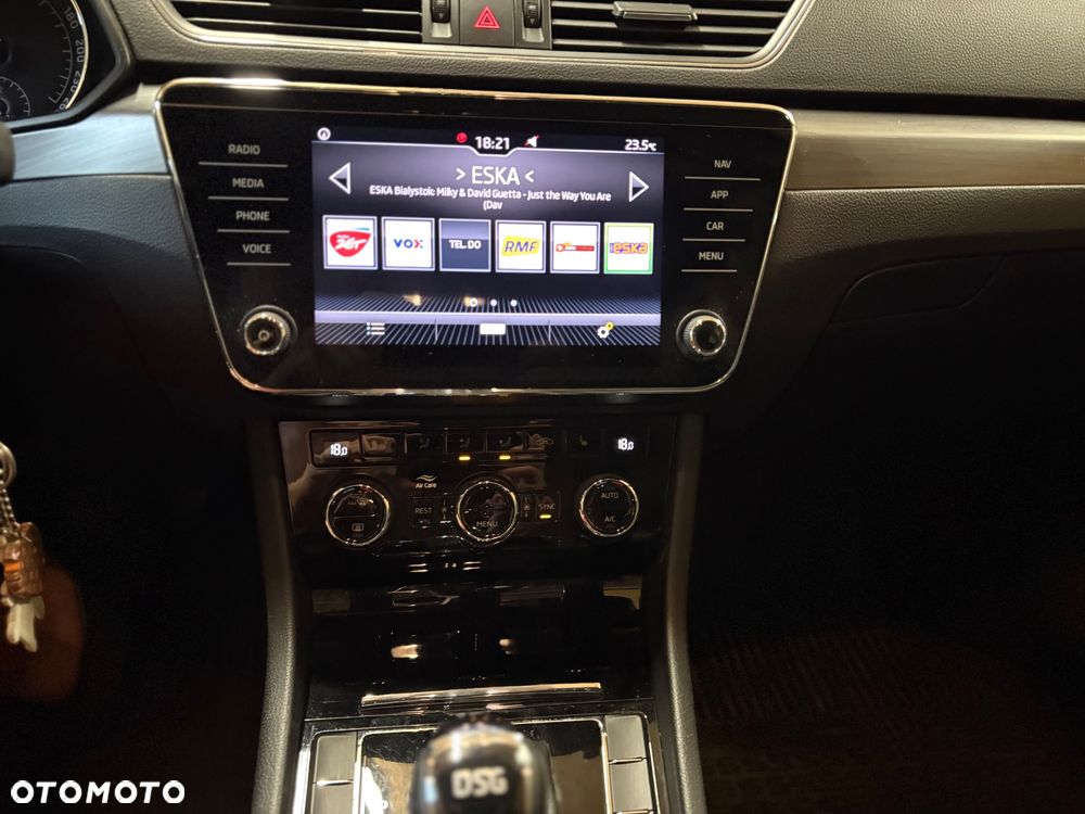 Skoda Superb 1.5 TSI Ambition DSG - 8