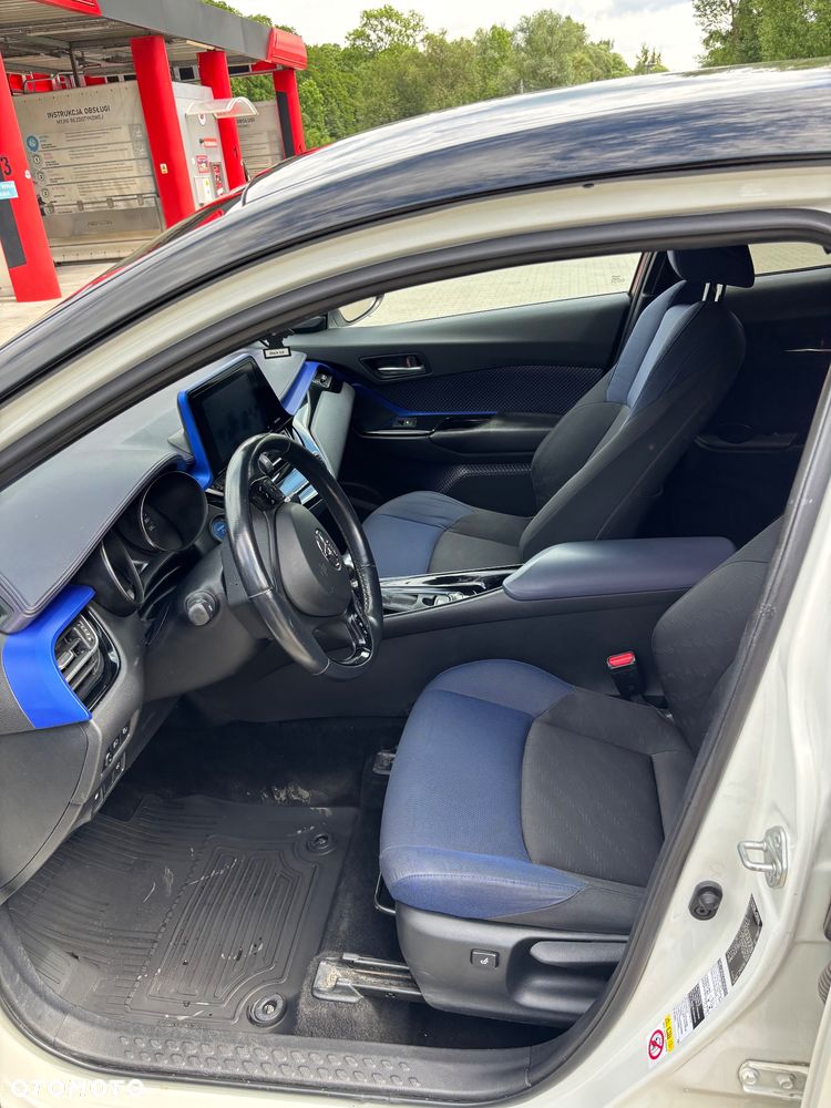 Toyota C-HR - 22