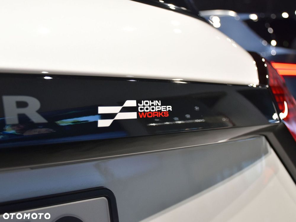 MINI John Cooper Works - 30