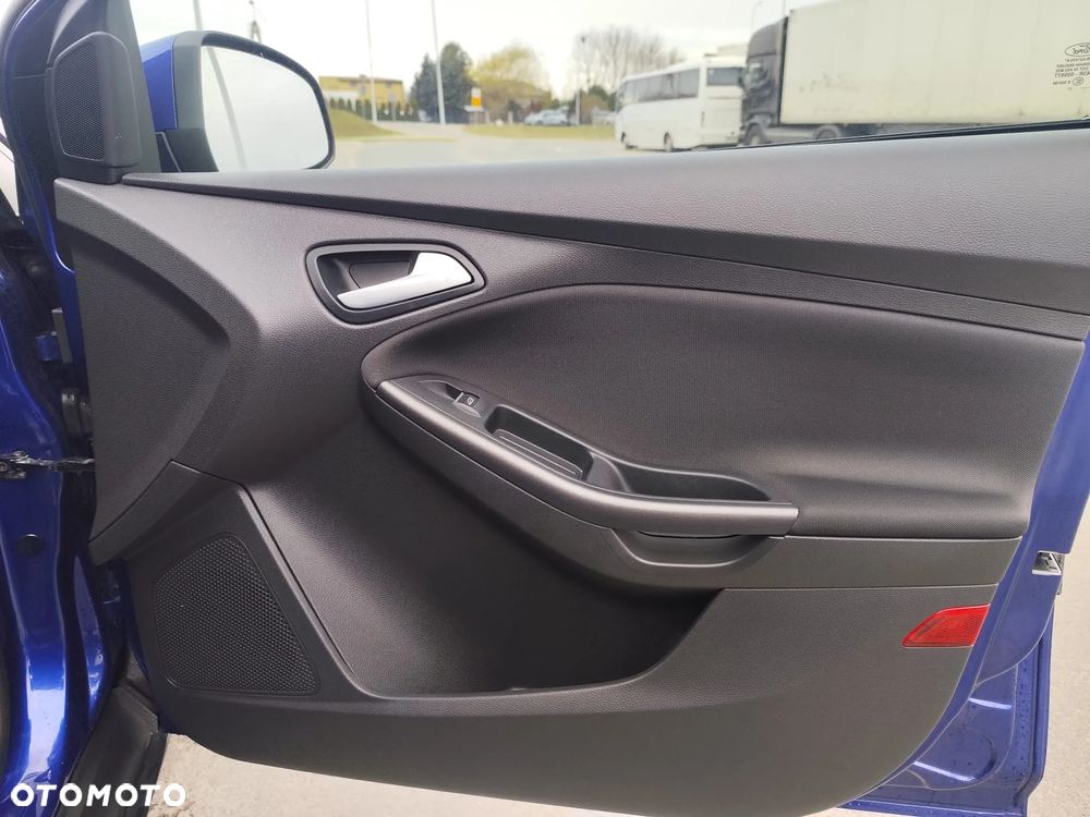 Ford Focus 1.5 EcoBoost Trend ASS - 24