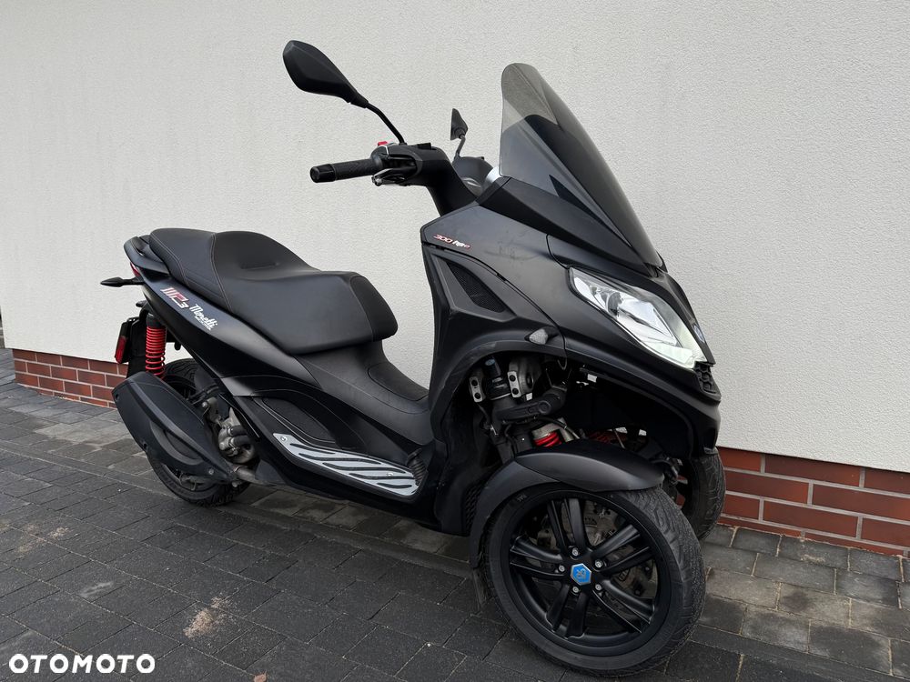 Piaggio MP-3 - 2