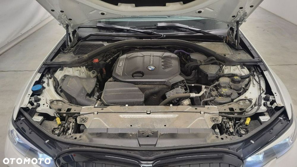 BMW Seria 3 - 26