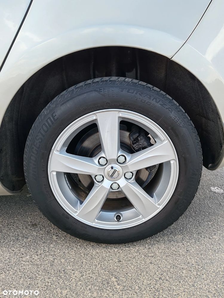 Volvo V40 T2 Kinetic - 31