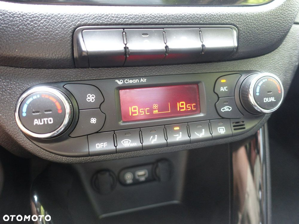 Kia Ceed Cee'd 1.6 CRDi L - 25