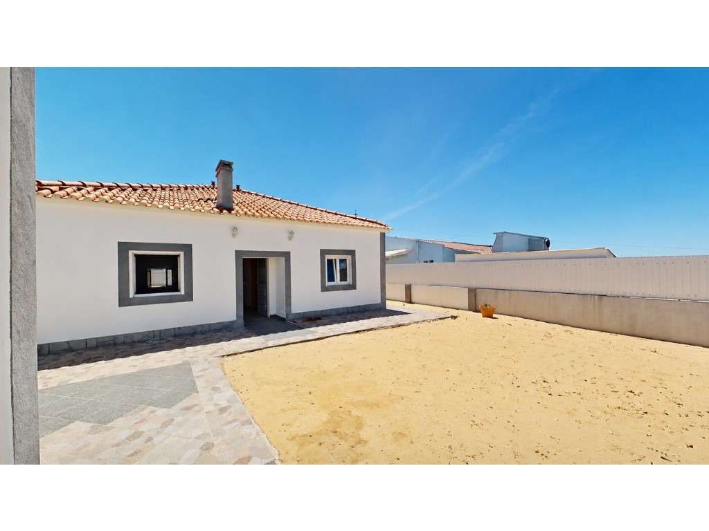Moradia T2 Renovada na Carrasqueira - Grande imagem: 2/22