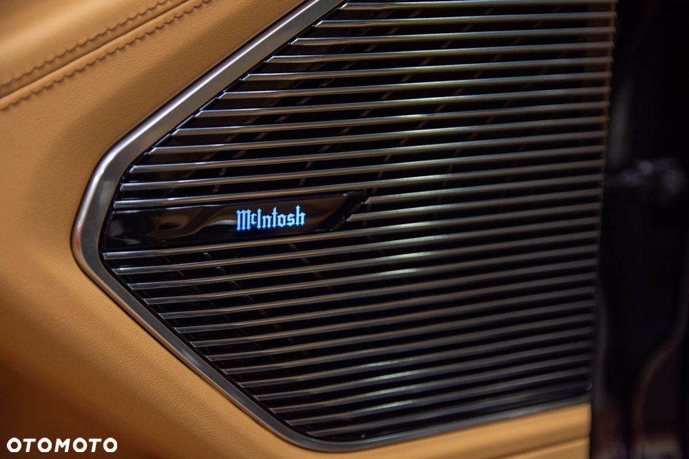 Jeep Grand Cherokee - 10