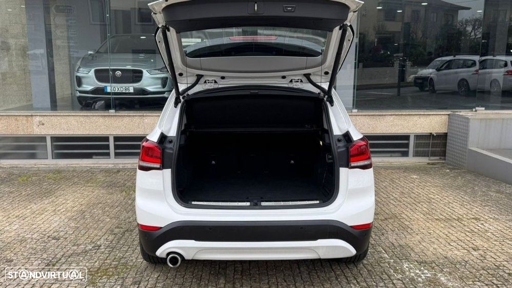 BMW X1 25 e xDrive - 9
