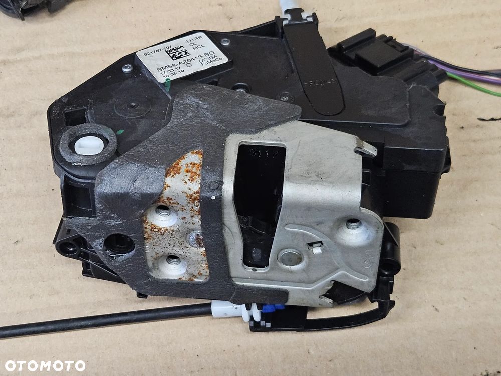 Ford Focus MK3  zamek drzwi tył tylnych prawy lewy - 1