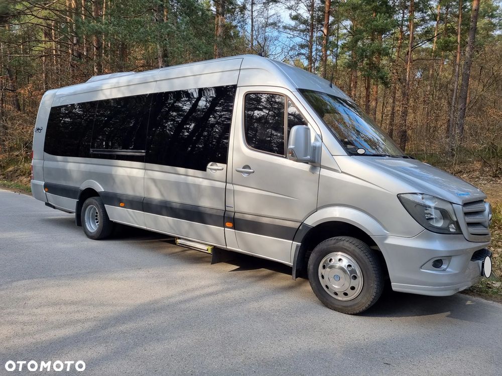 Mercedes-Benz Sprinter - 20